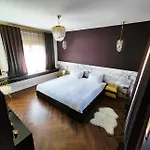 Sun Valley & Residency Apartment *