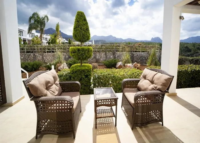 Sun Valley & Residency アパート