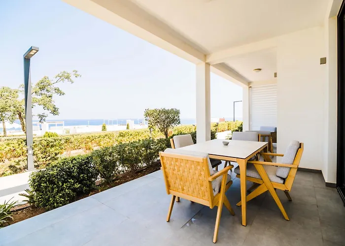 アパート Sun Valley & Residency