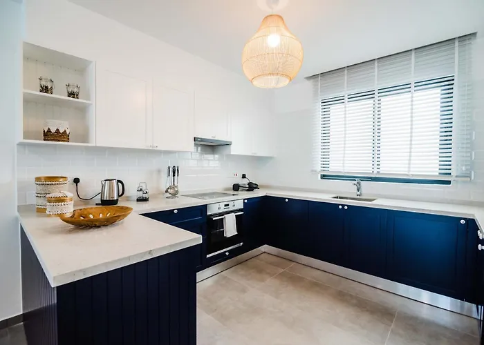 Sun Valley & Residency キレニア