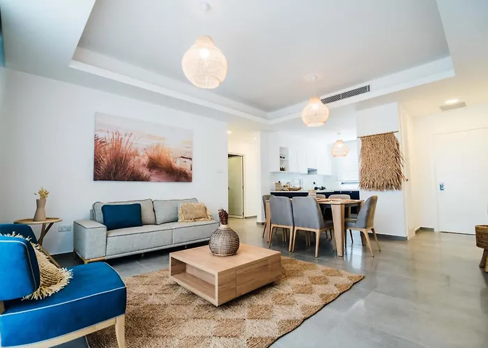 Sun Valley & Residency *