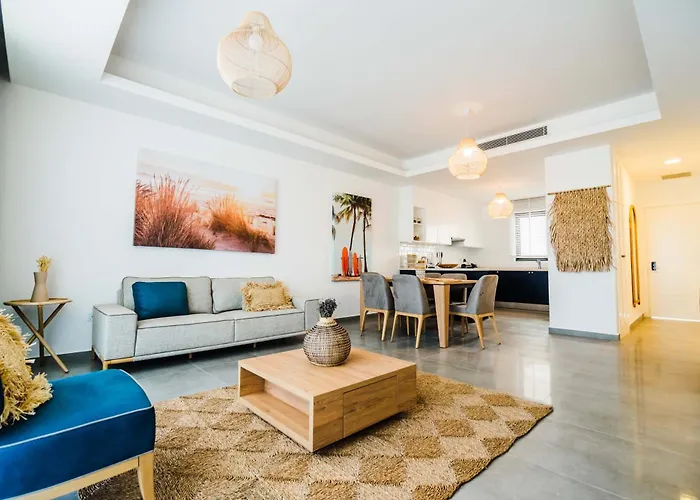 Sun Valley & Residency *