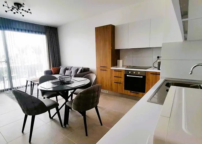 アパート Sun Valley & Residency