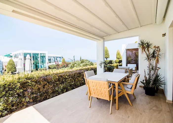 Sun Valley & Residency