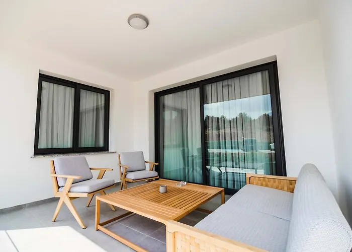 Sun Valley & Residency キレニア